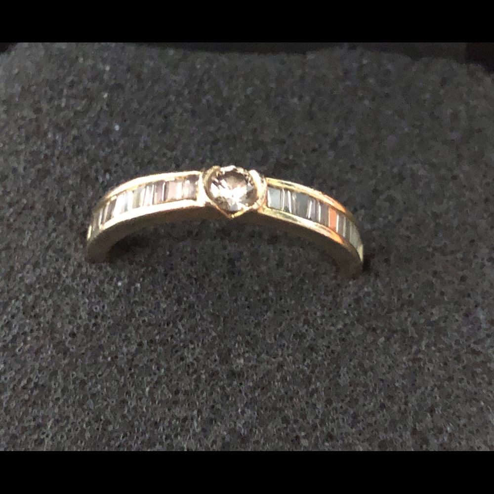 Gold Diamond ring